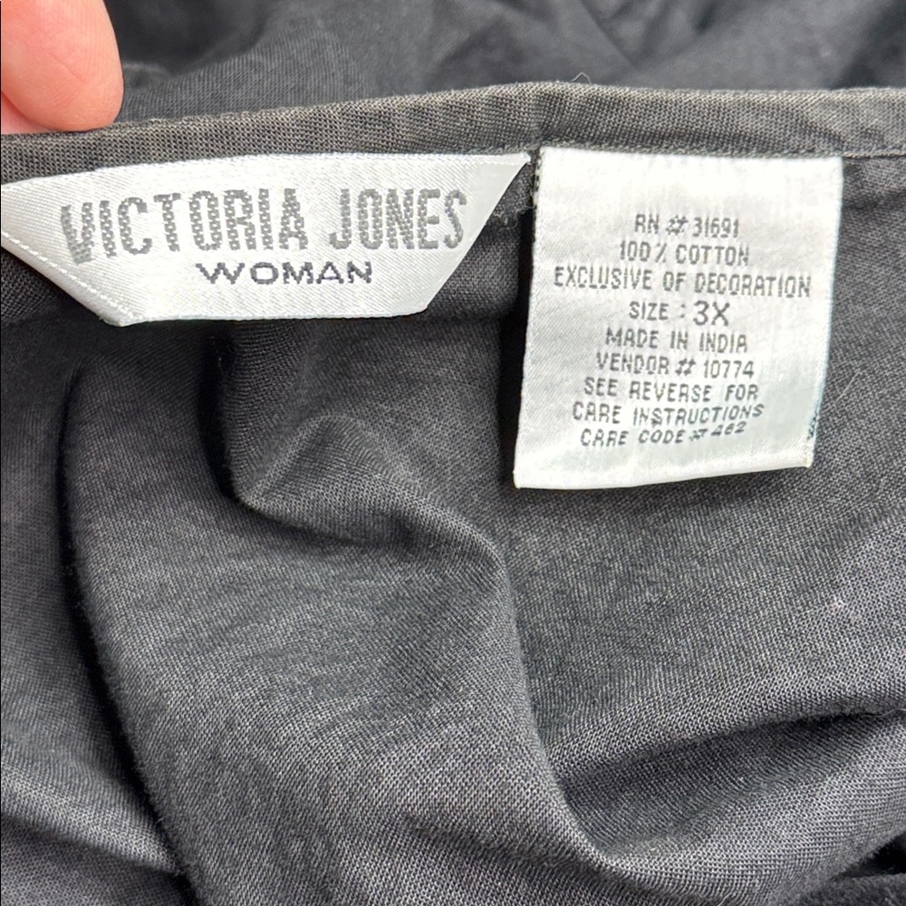 Vintage Victoria Jones Embroidered Poinsettias Holly Christmas Velvet Vest 3X - Picture 7 of 8